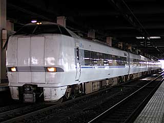 681系0番台 サンダーバード車 (クモハ681-504) 金沢