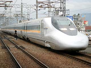 特急「ひかり」 700系7000番台 ひかりレールスター (723-7003) JR山陽新幹線 広島