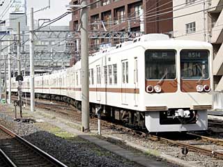 8000形 茶帯 (8514) 新京成電鉄 松戸 8514F