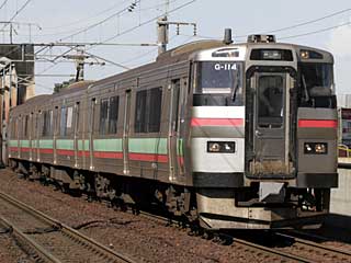 731系0番台 黄緑赤帯 (クハ731-114) JR千歳線 新札幌