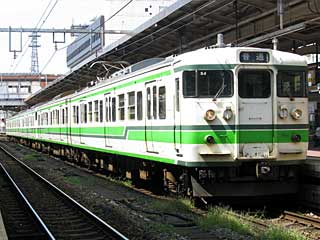 115系0番台 新潟色 (クモハ114-1504) JR信越本線 新潟