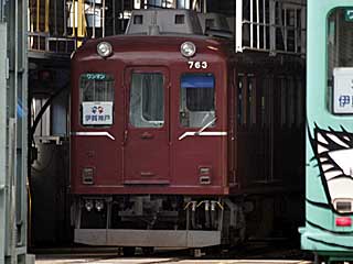 860系 マルーン銀帯 (763) 伊賀鉄道 上野市