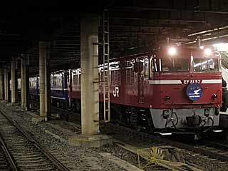 寝台特急「はくつる」 EF81型0番台 赤色 (EF81-57) JR東北本線 上野