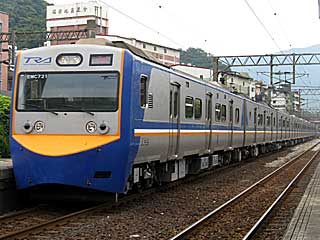 EMU700型 (EMC721) 台鐵東部幹線 瑞芳