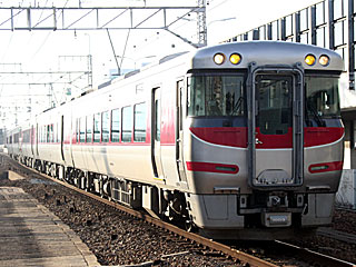 キハ189系 はまかぜ車 (キハ189-1003) JR東海道本線 塚本