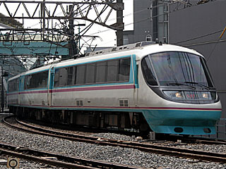 20000形RSE (20001) 小田急小田原線 南新宿〜新宿