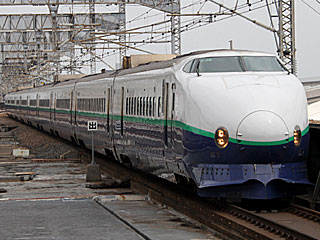 200系1500番台 リニューアル車緑帯 (221-1506) JR東北新幹線 大宮