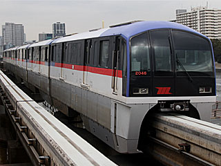 2000形 新塗色 (2046) 東京モノレール 大井競馬場前 2021F