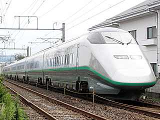 E3系1000番台 つばさ色 (E322-1002) JR奥羽本線 福島〜笹木野