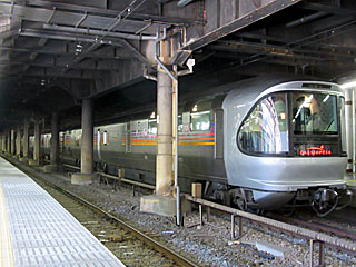 寝台特急「カシオペア」 E26系0番台 カシオペア車 (カハフE26-1) JR東北本線 上野