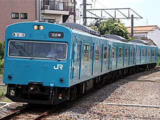 103系2500番台 スカイブルー (クモハ103-2504) JR羽衣線 鳳