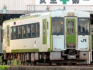 キハ100形0番台 一般色 (キハ100-35) 一ノ関運輸区
