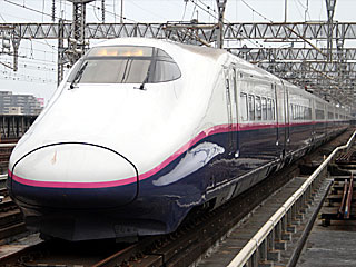 E2系1000番台 はやて色 (E223-1015) JR上越新幹線 大宮 J65編成
