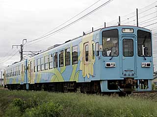 MRT300形 一般色 (MRT303) MRT301