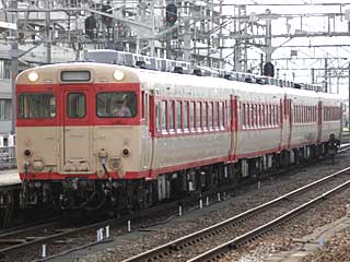 キハ58系 国鉄色 (キハ28-2119) JR高山本線 富山