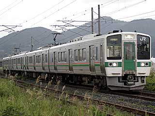 701系5500番台 仙台色 (クハ718-5005) JR奥羽本線 中川〜赤湯