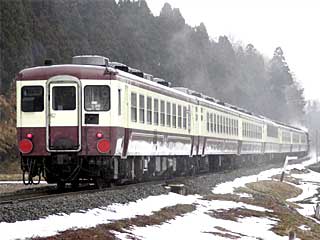 快速「SLばんえつ物語」 C57型 (スハフ12-102) JR磐越西線 荻野〜山都