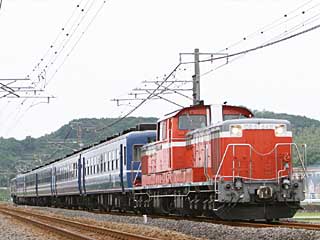 DD51型800番台 一般色 (DD51-842) JR信越本線 群馬八幡〜安中 DD51-842
