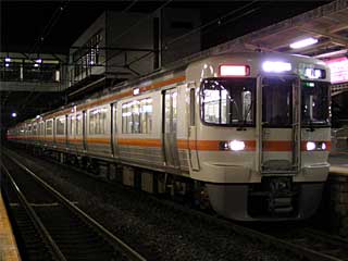 313系5000番台 オレンジ帯 (クモハ313-5004) JR東海道本線 大垣