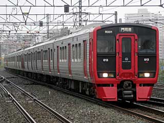813系0番台 一般色 (クハ813-1) JR鹿児島本線 スペースワールド