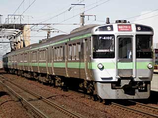 721系4000番台 黄緑帯 (クハ721-4103) JR千歳線 新札幌