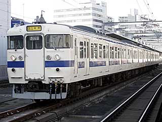 415系0番台 九州青帯 (クハ411-339) JR篠栗線 吉塚