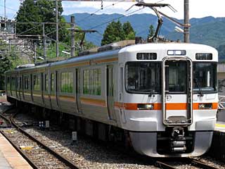 313系1700番台 オレンジ帯 (クモハ313-1703) JR飯田線 伊那大島