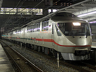 特急「タンゴエクスプローラー」 北近畿タンゴ鉄道・KTR001形 タンゴエクスプローラー (KTR001) JR福知山線 尼崎