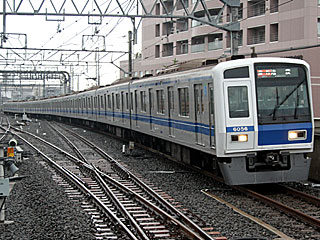 6050系 アルミ車白面青帯 (6056) 西武池袋線 練馬高野台