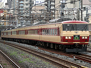 185系200番台 湘南色 (クハ185-214) JR高崎線 浦和〜さいたま新都心