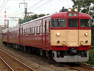 711系100番台 国鉄色 (クハ711-214) JR室蘭本線 青葉
