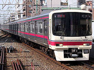 特急 8000系 京王色 (8714) 京王本線 笹塚