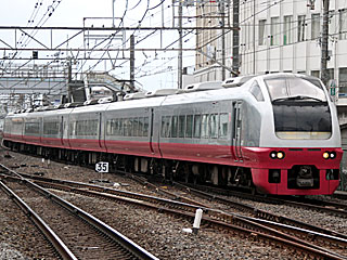 E653系0番台 フレッシュひたち車スカーレットブロッサム (クハE653-5) JR常磐線 松戸