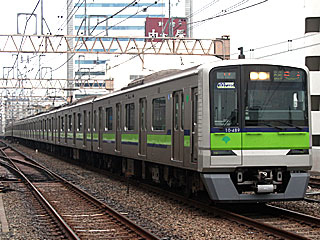 10-300形 黄緑帯 (10-489) 京王新線 笹塚 10-480F