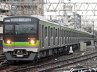 新10-300形 黄緑帯 (10-490) 京王新線 笹塚 10-490F