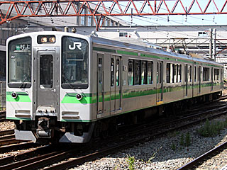 115系0番台 新潟色 (クハE126-4) JR白新線 新潟