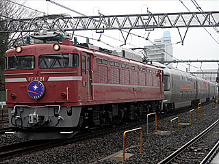 EF81型0番台 お召し色 (EF81-81) JR東北本線 浦和〜赤羽 EF81-81