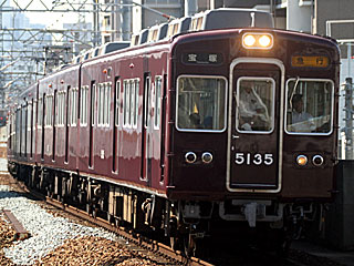 5100系 (5135) 阪急宝塚線 三国