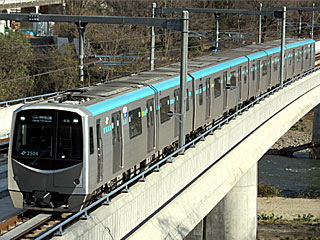 2000系 (2504) 仙台市営地下鉄東西線 大町西公園〜国際センター 2104F