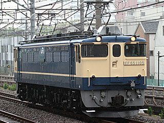 EF65型1000番台 特急色 (EF65-1105) JR山手貨物線 池袋〜新宿 EF65-1105