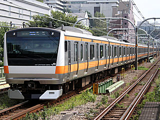 E233系0番台 オレンジ (クハE232-17) JR中央本線 四ツ谷〜新宿 八トタT17編成