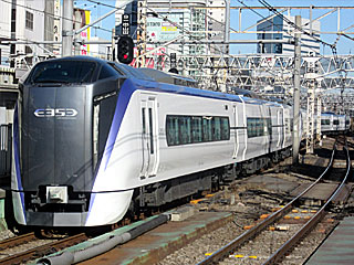 特急「スーパーあずさ」 E353系 スーパーあずさ車 (クモハE353-2) JR中央本線 新宿 E353系松本車S202編成