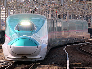 特急「はやぶさ」 E5系0番台 はやぶさ車 (E523-42) JR東北新幹線 大宮 U42編成
